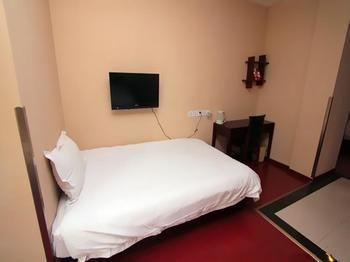 Jinzuan 100 Holiday Hotel Qufu Екстериор снимка